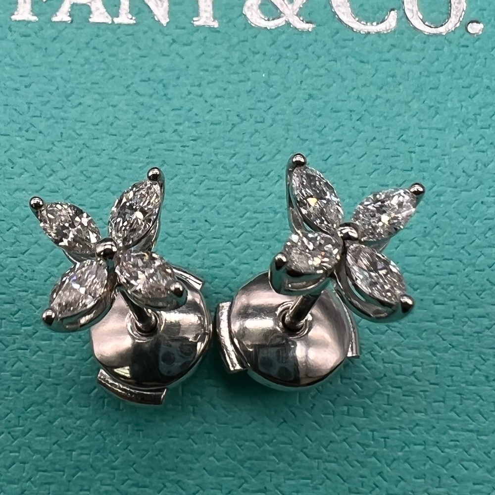 Tiffany Victoria 
Earrings
